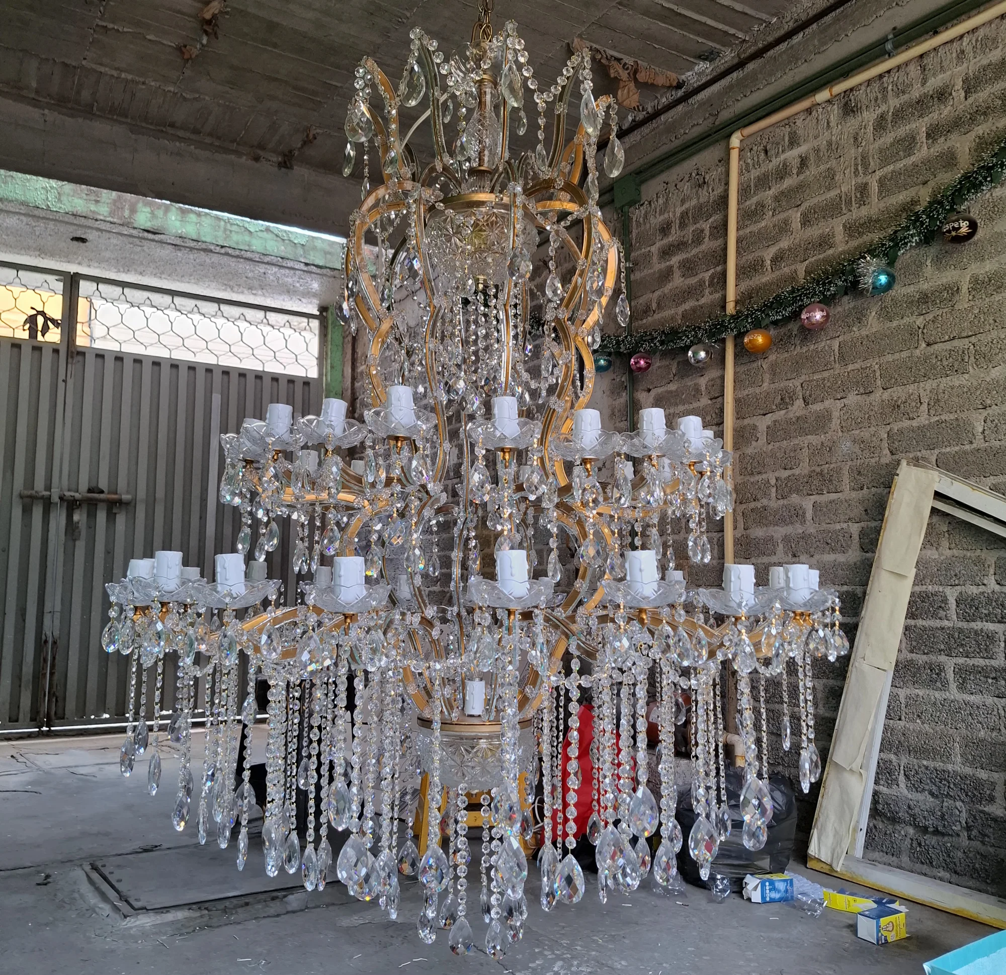 Candil estilo Maria Teresa 40 Luces